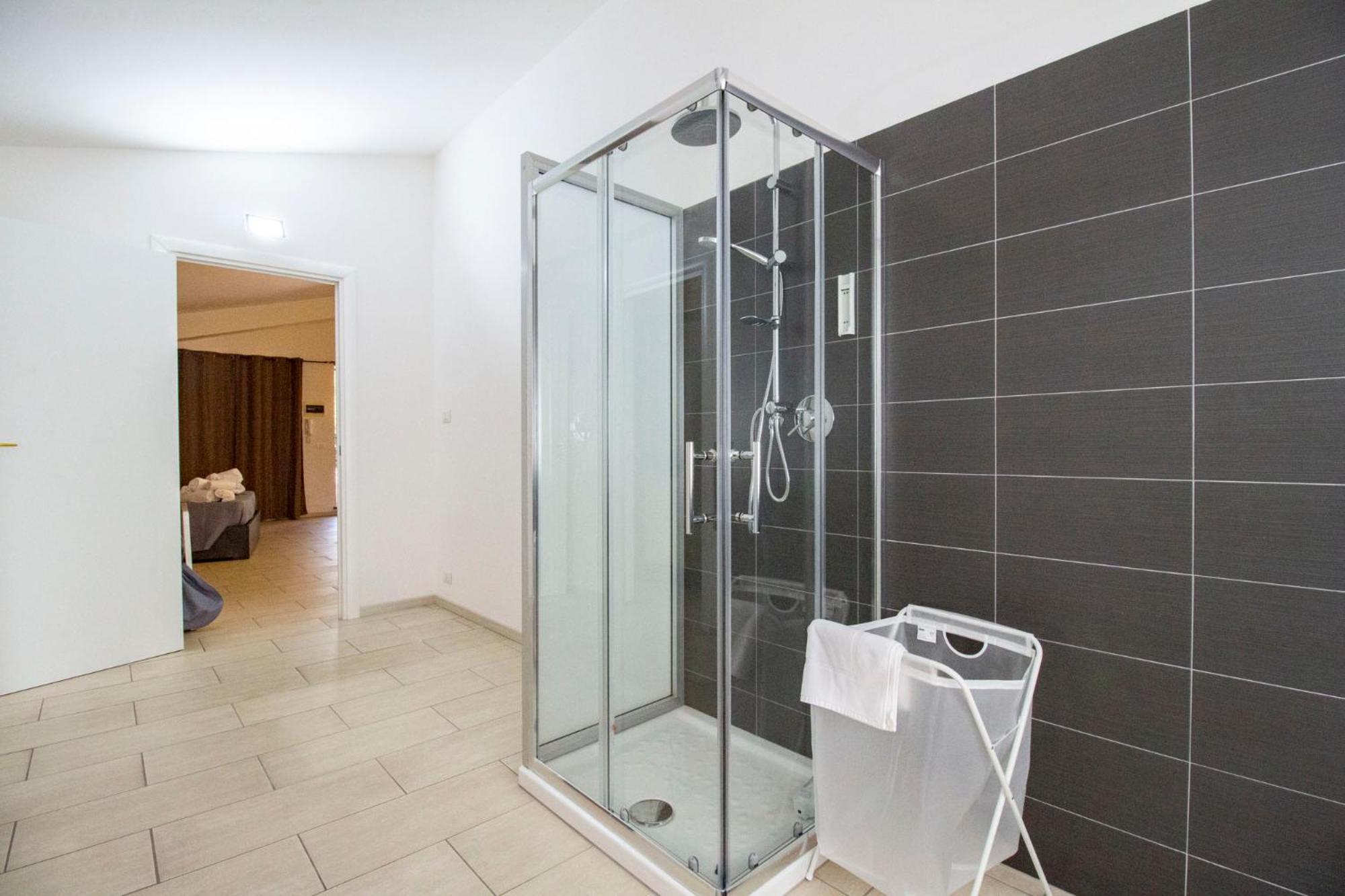 Royal Playa Suite And Apartament -Private Parking- Self Chek Out Катания Экстерьер фото