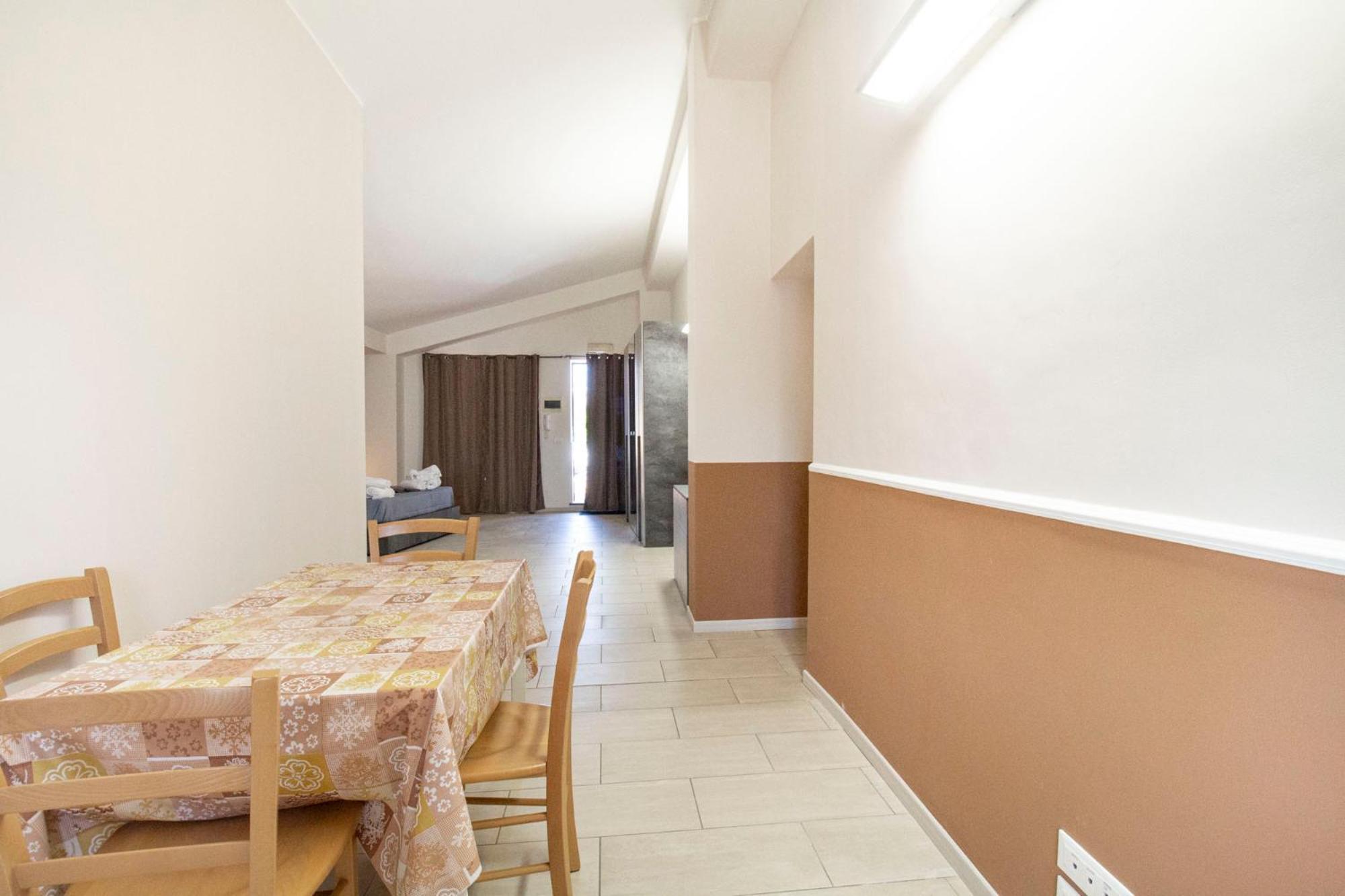 Royal Playa Suite And Apartament -Private Parking- Self Chek Out Катания Экстерьер фото