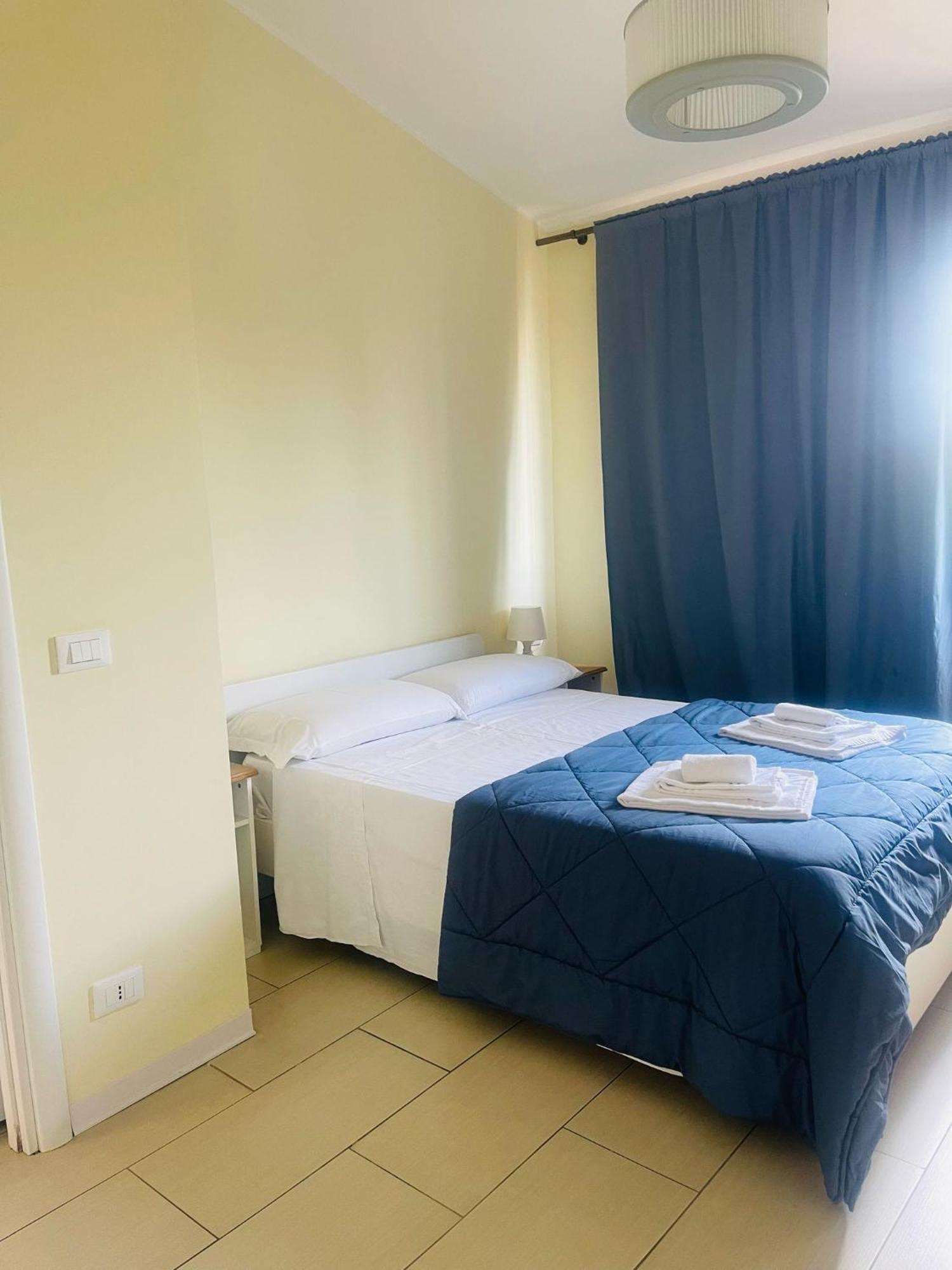 Royal Playa Suite And Apartament -Private Parking- Self Chek Out Катания Экстерьер фото